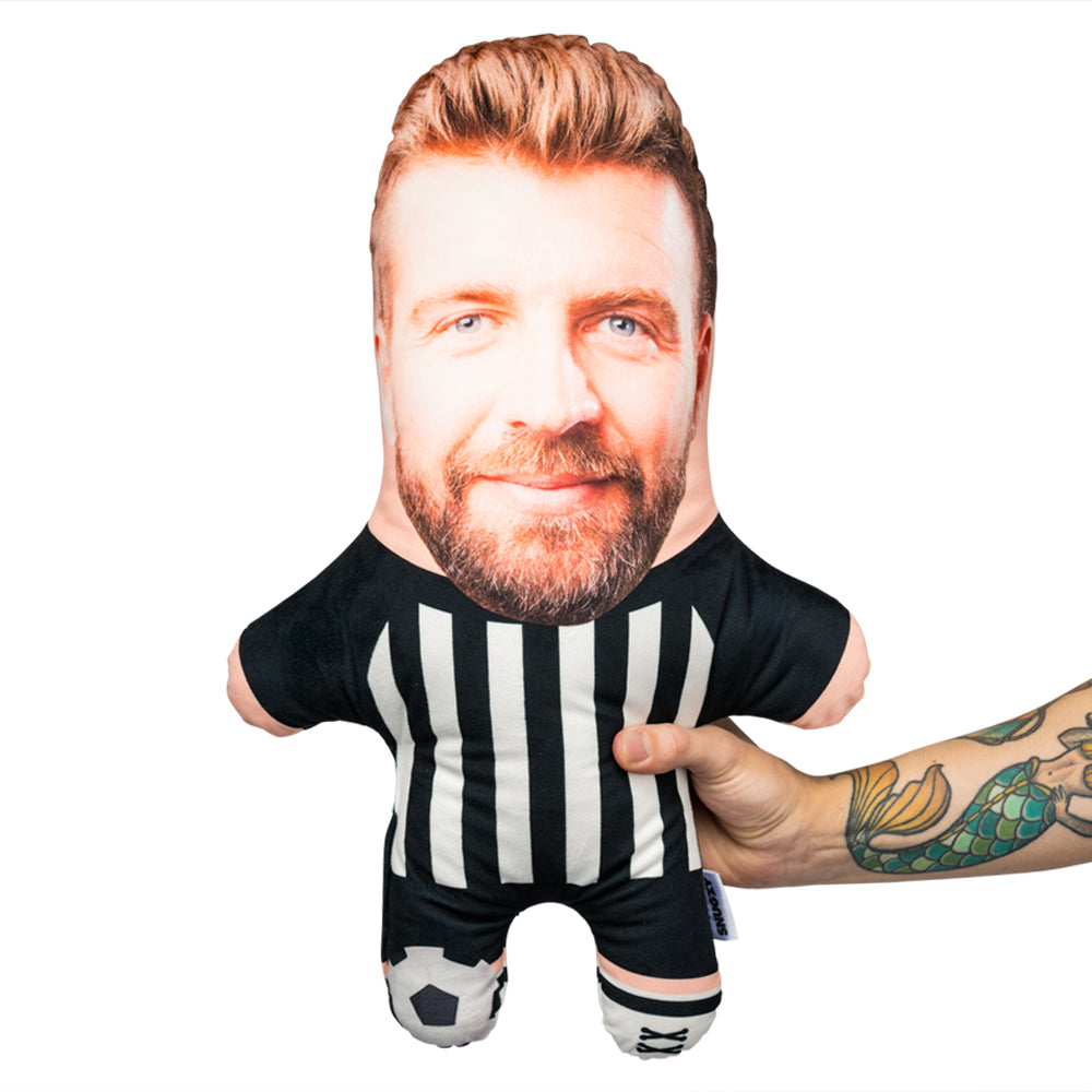 The Magpies Face Pillow